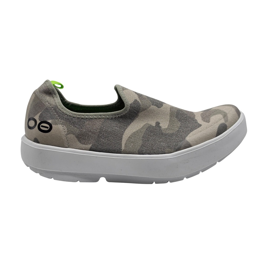 OOFOS OOmg eeZee Low Women's 6.5 White Green Camo Recovery Shoes 5072